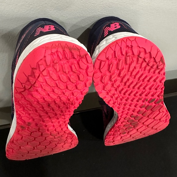 New Balance Fresh Foam Zante V3 - Size 6 - Picture 7 of 8